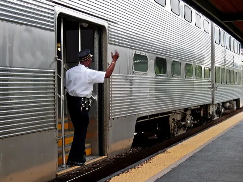 How to become a train conductor